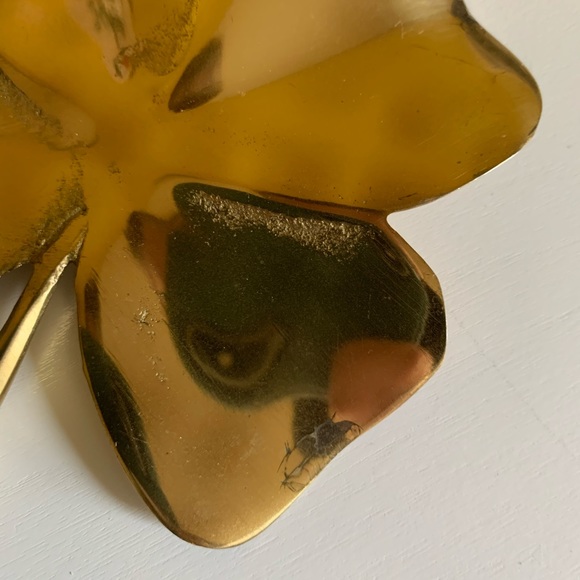 Antique brass 4 leaf clover - Picture 3 of 3
